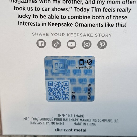 NEW 2024 Hallmark Keepsake 2023 GMC Sierra Denali Die-Cast Metal Truck Ornament - Picture 7 of 10